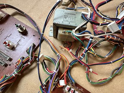 Roland-Jupiter 6 PCBs & parts